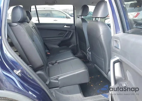 2021 Volkswagen Tiguan 2.0T Se/2.0T Se R-Line Black/2.0T Sel z USA, uszkodzony, nr VIN 3VV3B7AX8MM055358